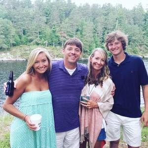 Meet your Posher, Marshall